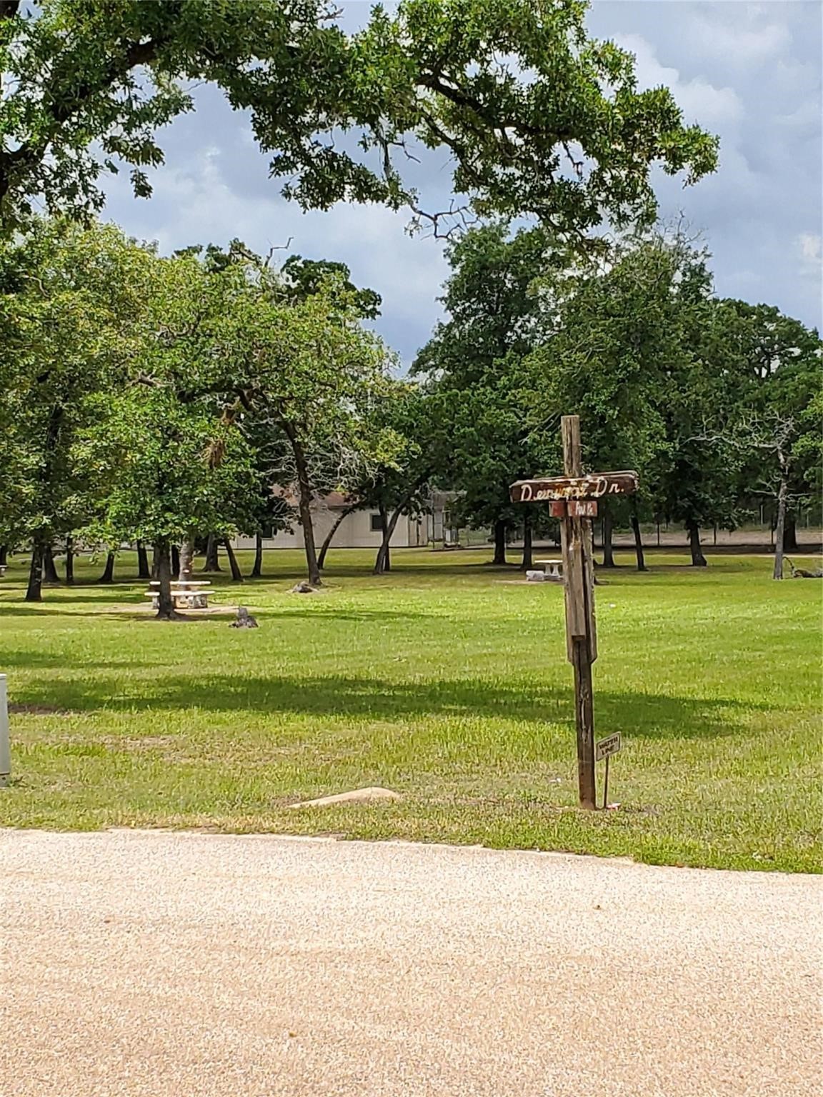 a view of a golf course