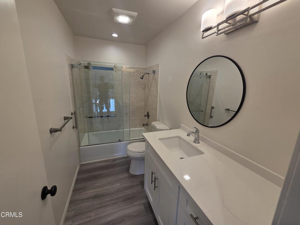 2915 Hopeton Road La Crescenta, CA 91214 - Photo 22 of 28 22 bath
