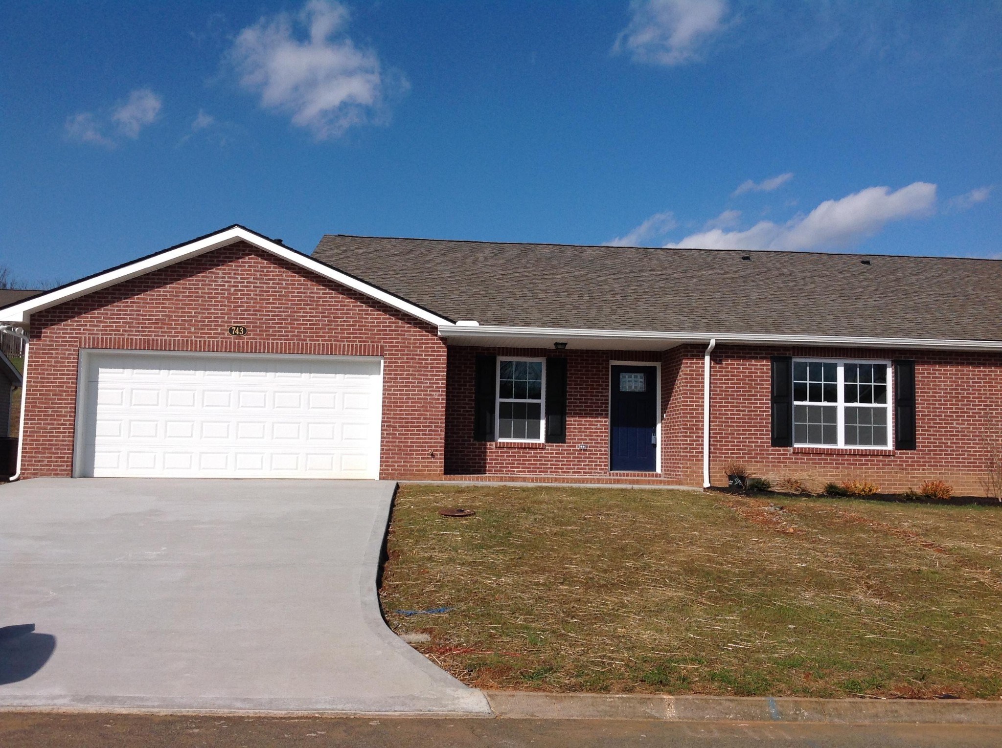 743 Spring Park Road Knoxville, TN 37914 - Photo 1 of 15 Gallery Image 1