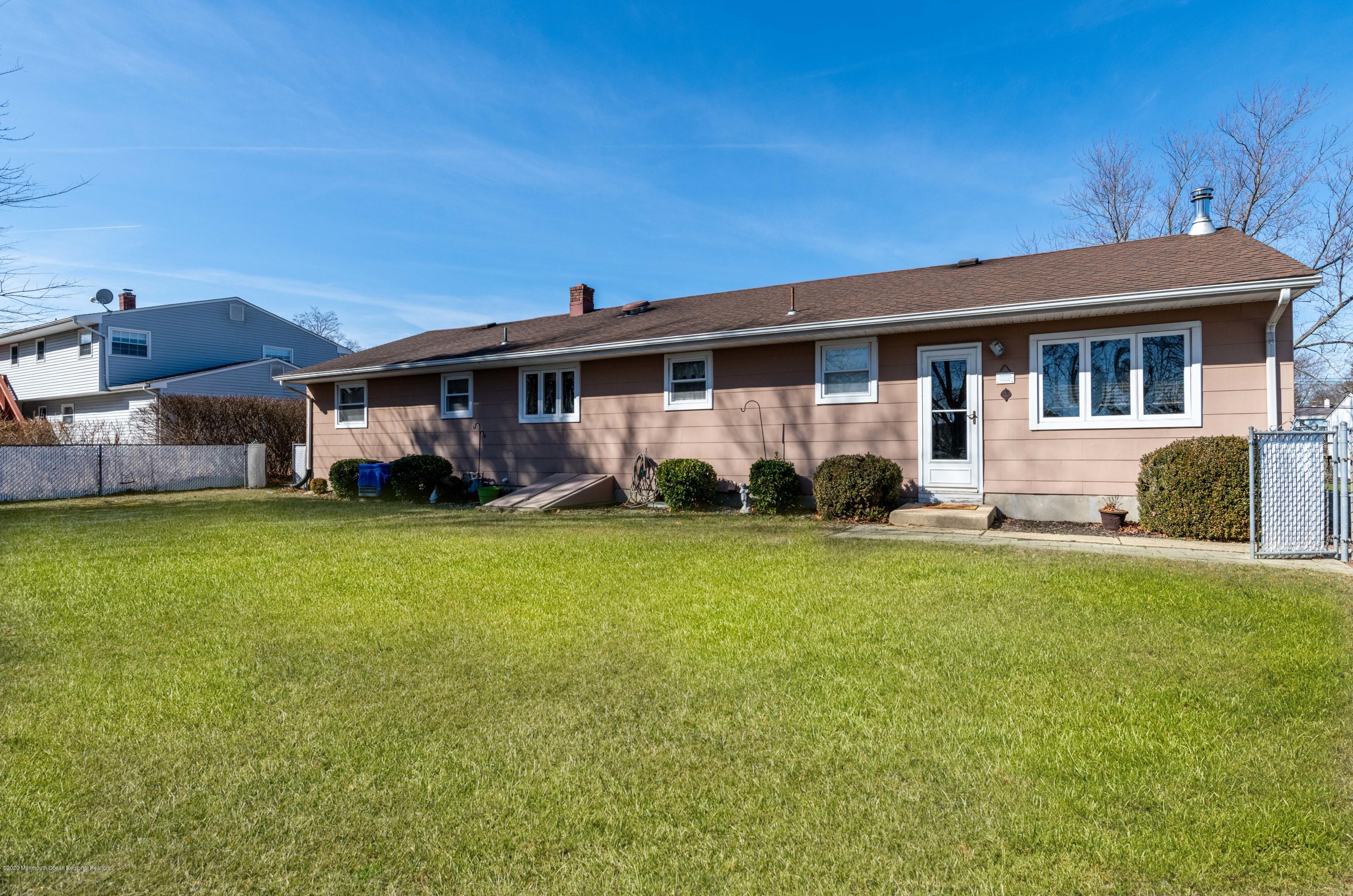17 Lexington Road Howell, NJ 07731 - Photo 17 of 18 Rear View of 17 Lexington Rd/
