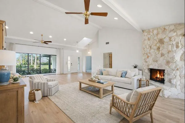 $799,900 | 5061 Southeast Burning Tree Circle, Stuart, FL 34997