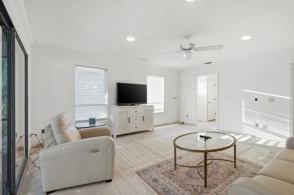 $799,900 | 5061 Southeast Burning Tree Circle, Stuart, FL 34997