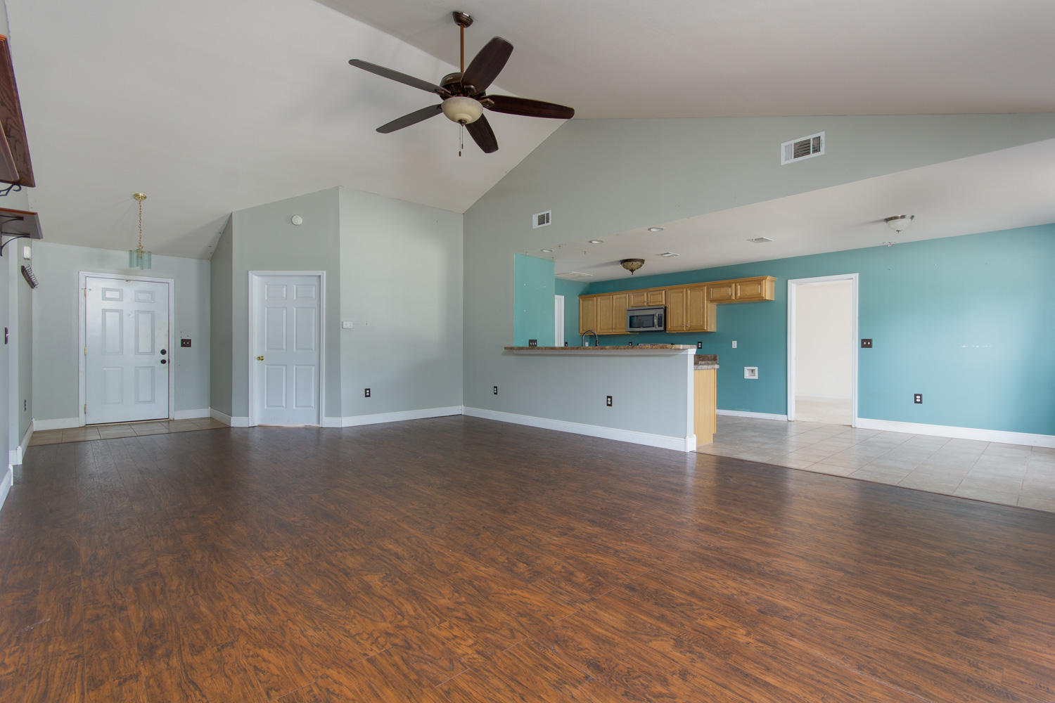 4039 Randi Road Crestview, FL 32539 - Photo 7 of 25 Gallery Image 7