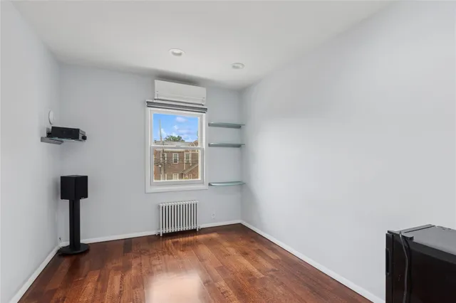 $1,515,000 | 82-15 Penelope Avenue | Middle Village