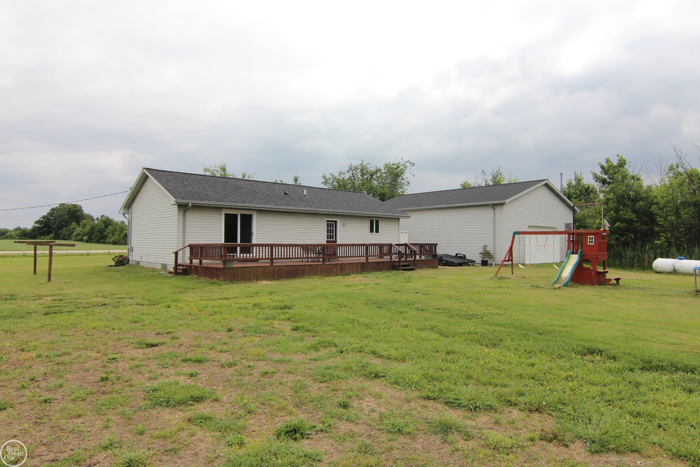 11612 Burt Road Emmett, MI 48022 - Photo 38 of 52 50112080-40.JPG
