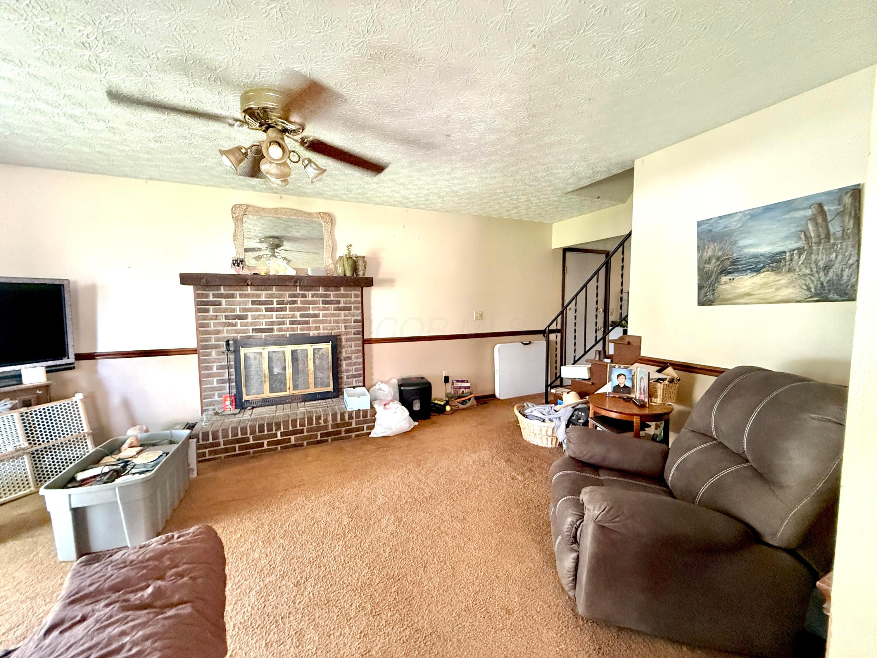 2006 Westbranch Road Grove City, OH 43123 - Photo 3 of 10 Family Room