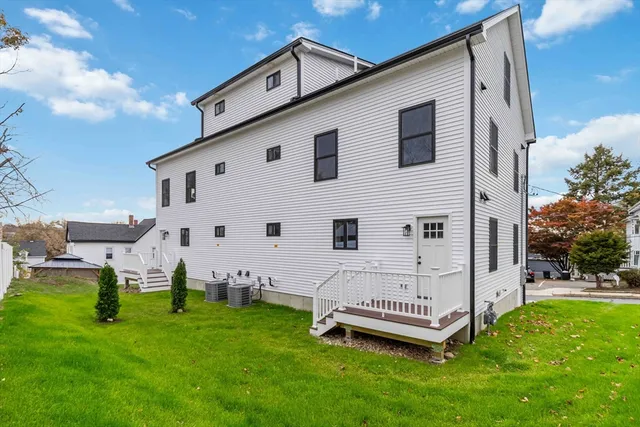 $519,000 | 9 York Street, Unit 9, Haverhill, MA 01830