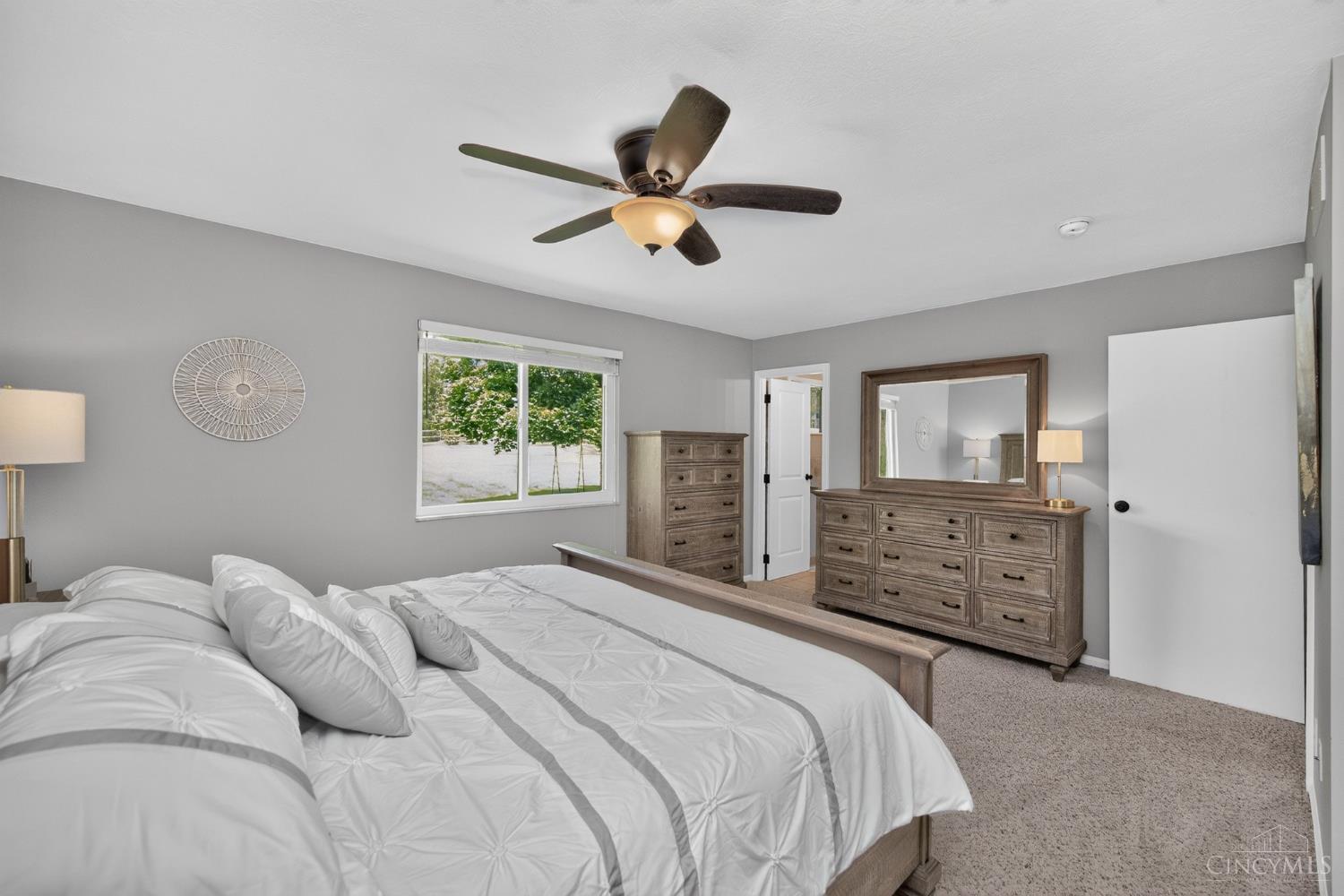 5467 Race Road Cincinnati, OH 45247 - Photo 25 of 59