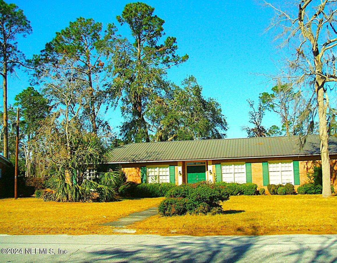 1113 Fieldcrest Road Jasper, FL 32052 - Photo 2 of 60 1113 FIELDCREST Roadfront.JPG5