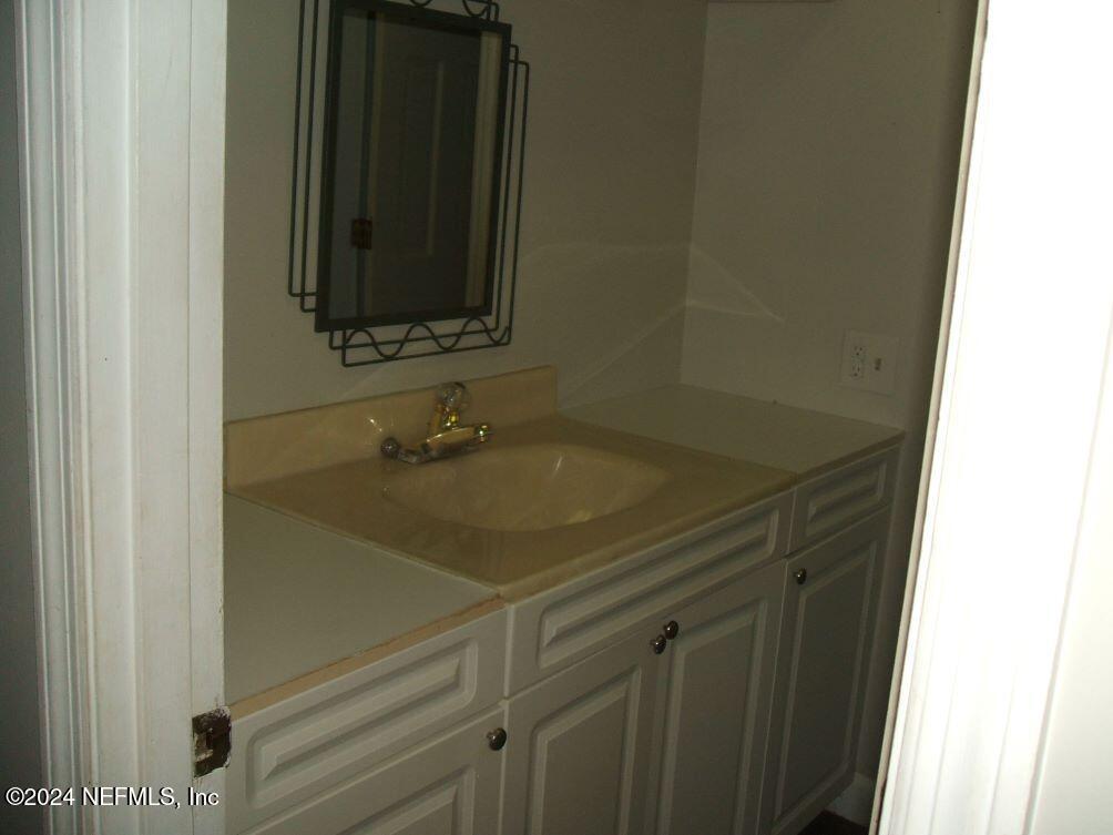 1113 Fieldcrest Road Jasper, FL 32052 - Photo 23 of 60 1113 Fieldcrest Rd Front Picture2.jpgBat