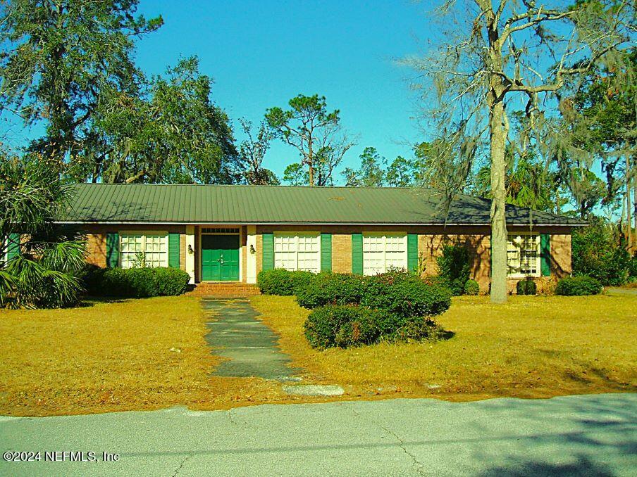 1113 Fieldcrest Road Jasper, FL 32052 - Photo 5 of 60 1113 FIELDCREST Roadfront.JPG2