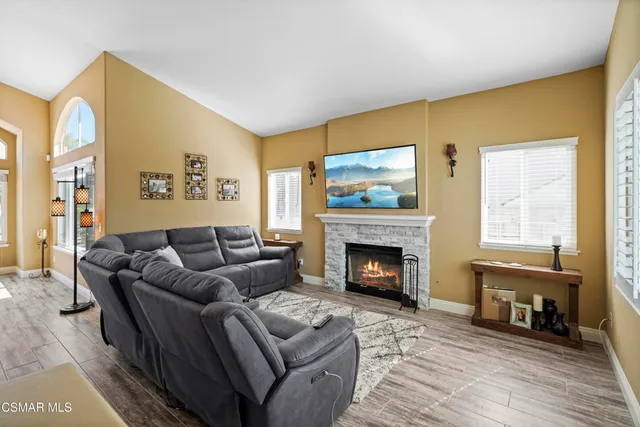 $1,050,000 | 14291 Clemson Street, Moorpark, CA 93021