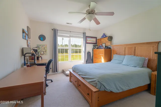 $290,000 | 415 Stanford Court, Maysville, NC 28555