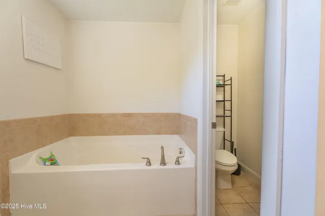 $290,000 | 415 Stanford Court, Maysville, NC 28555