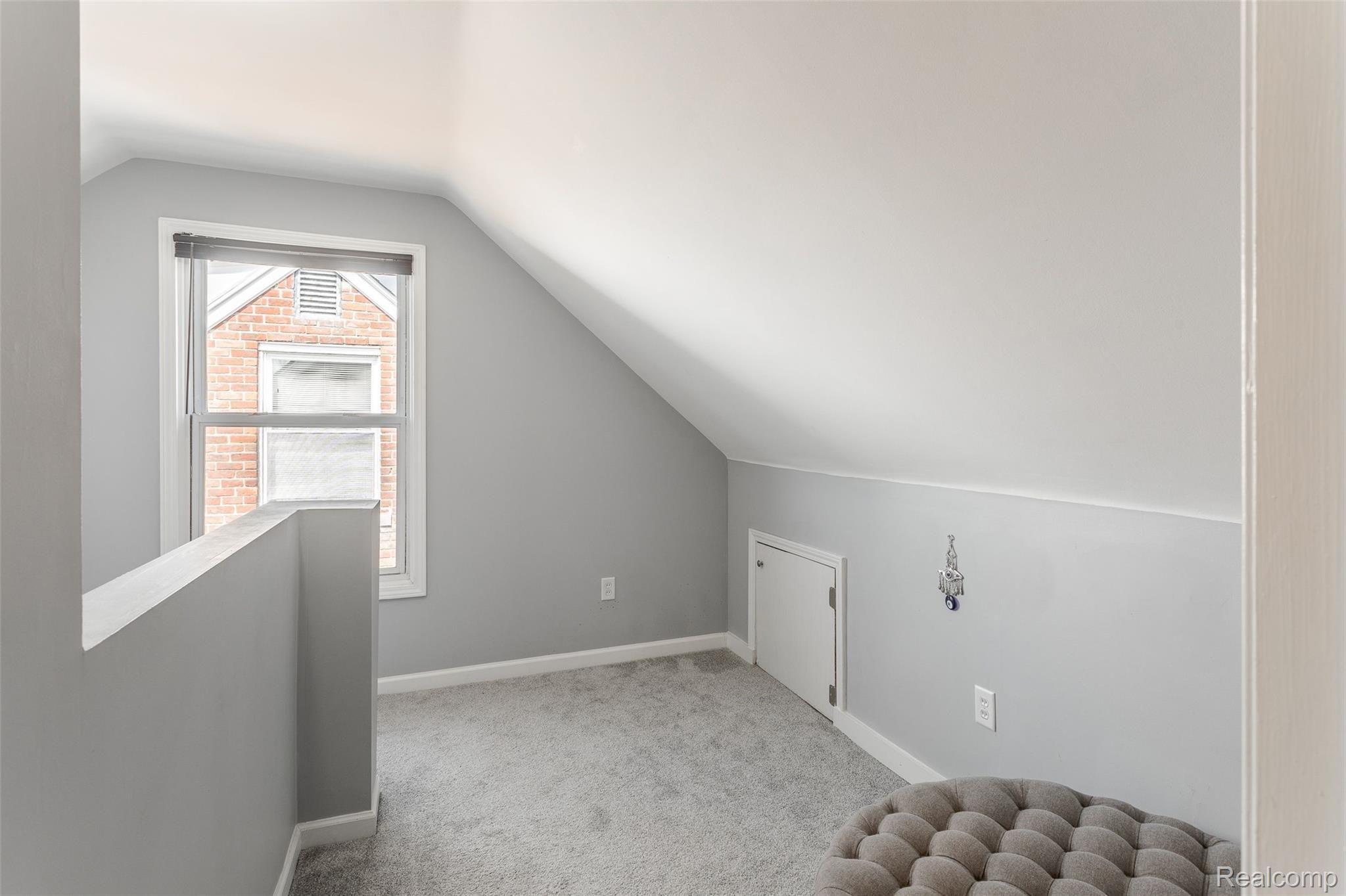 9836 Ruth Avenue Allen Park, MI 48101 - Photo 18 of 30 VtXNe3v8.jpeg