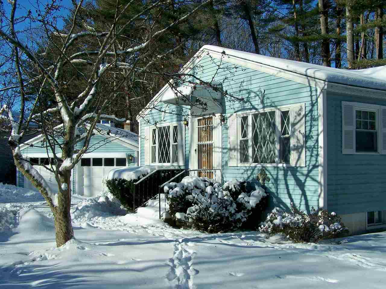 103 North Shore Road Hampton, NH 03842 - Photo 1 of 40