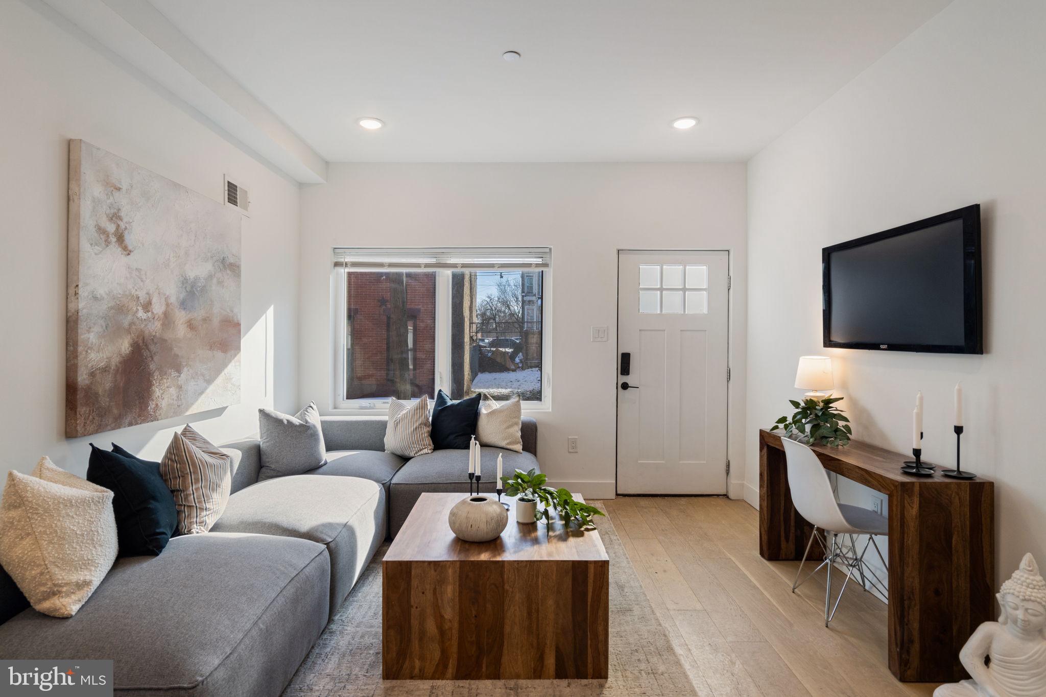 3973 Wyalusing Avenue Philadelphia, PA 19104 - Photo 3 of 39