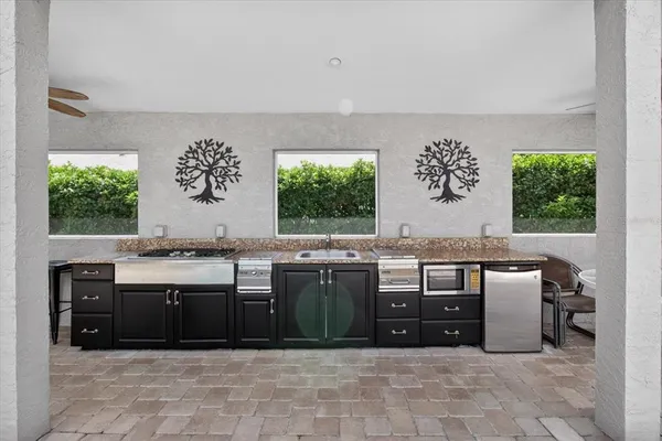 $1,300,000 | 4052 Capitol Drive, Palm Harbor, FL 34685