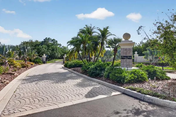 $1,300,000 | 4052 Capitol Drive, Palm Harbor, FL 34685