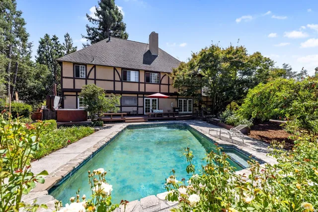 $2,195,000 | 4038 East 3rd Avenue, Napa, CA 94558