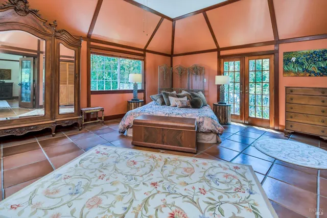 $2,195,000 | 4038 East 3rd Avenue, Napa, CA 94558