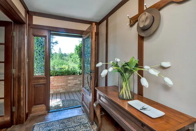 $2,195,000 | 4038 East 3rd Avenue, Napa, CA 94558