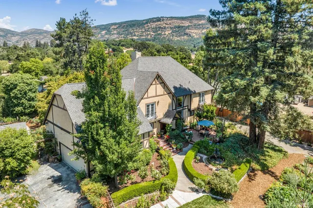 $2,195,000 | 4038 East 3rd Avenue, Napa, CA 94558
