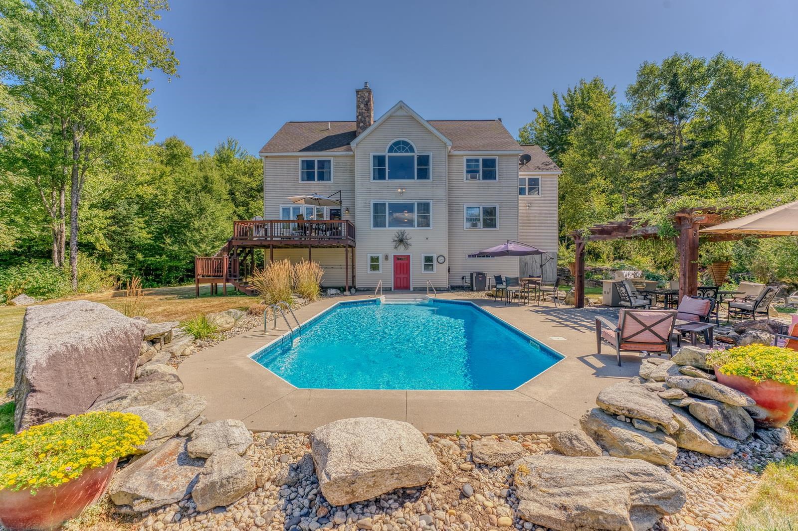 1141 Cherry Valley Road Bethlehem, NH 03574 - Photo 2 of 53
