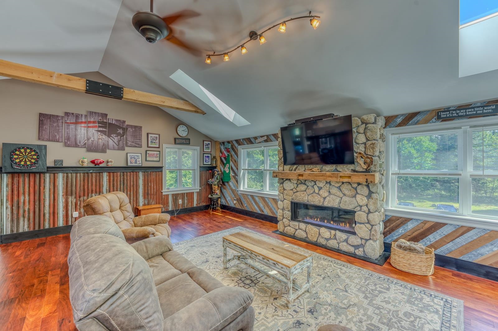 1141 Cherry Valley Road Bethlehem, NH 03574 - Photo 33 of 53