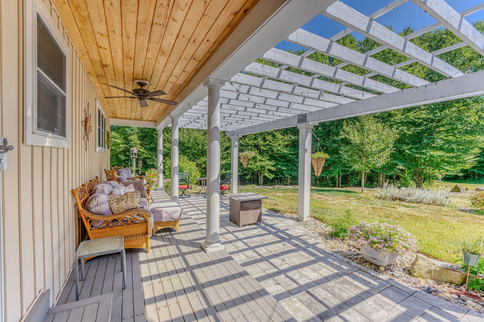 1141 Cherry Valley Road Bethlehem, NH 03574 - Photo 44 of 53