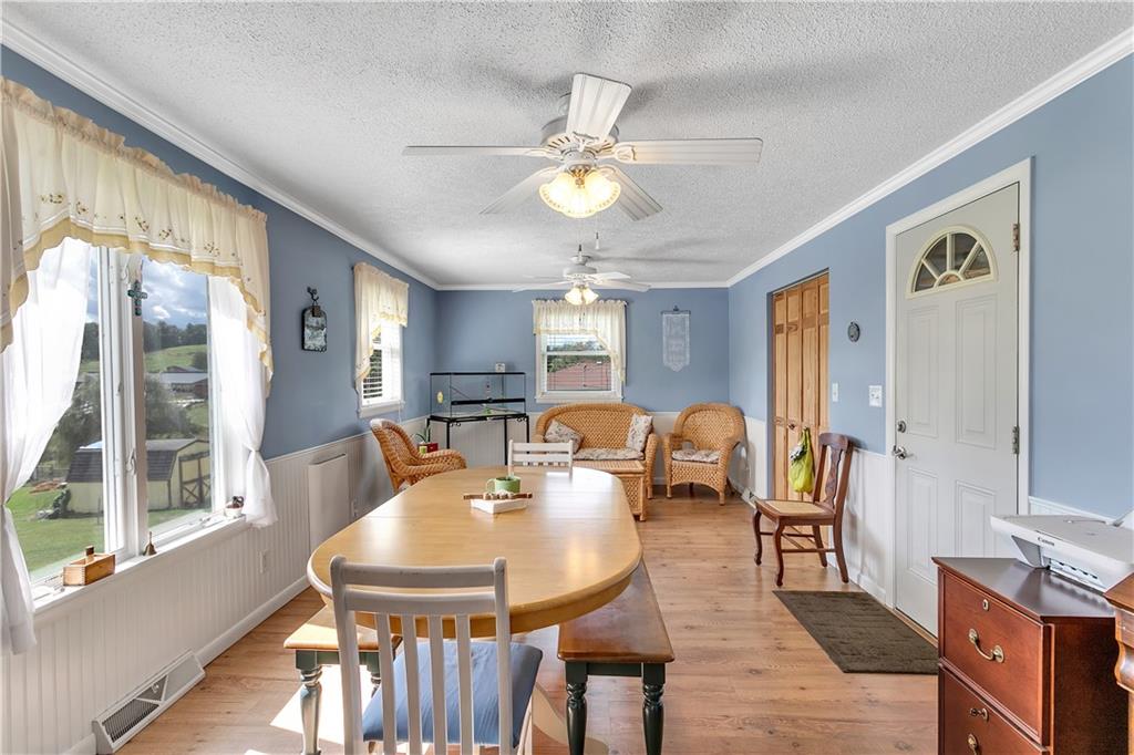 442 Frew Road Ellwood City, PA 16117 - Photo 11 of 23 Gallery Image 11