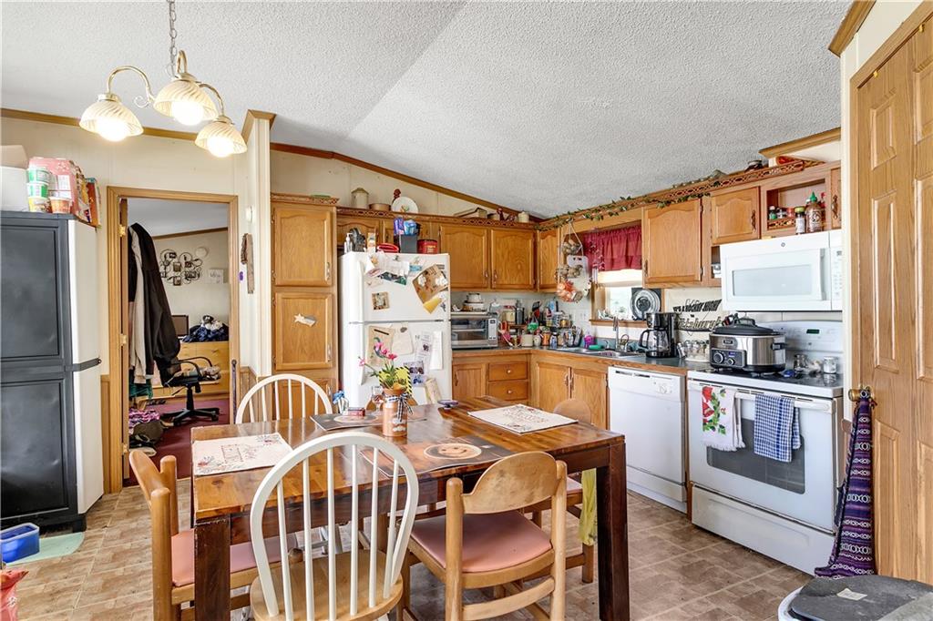 442 Frew Road Ellwood City, PA 16117 - Photo 17 of 23 Gallery Image 17