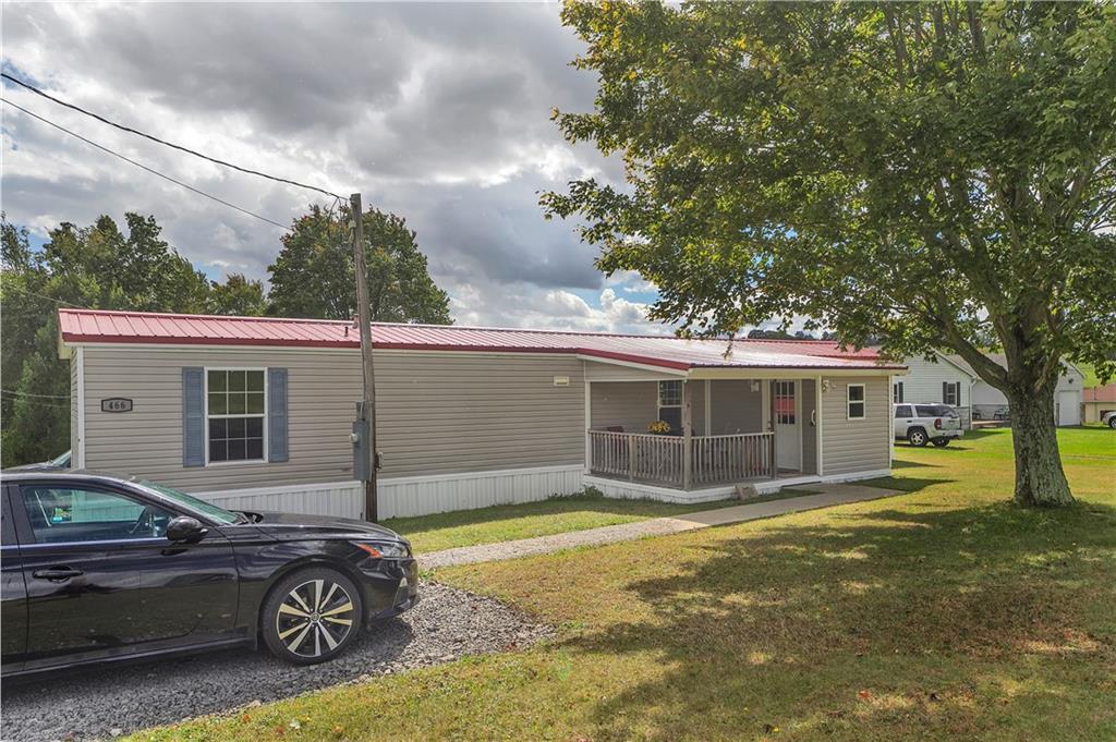 442 Frew Road Ellwood City, PA 16117 - Photo 2 of 23 Gallery Image 2
