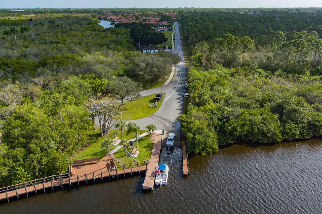 911 Southwest South River Drive, Unit 206 Stuart, FL 34997 - Photo 32 of 49 untitled-39