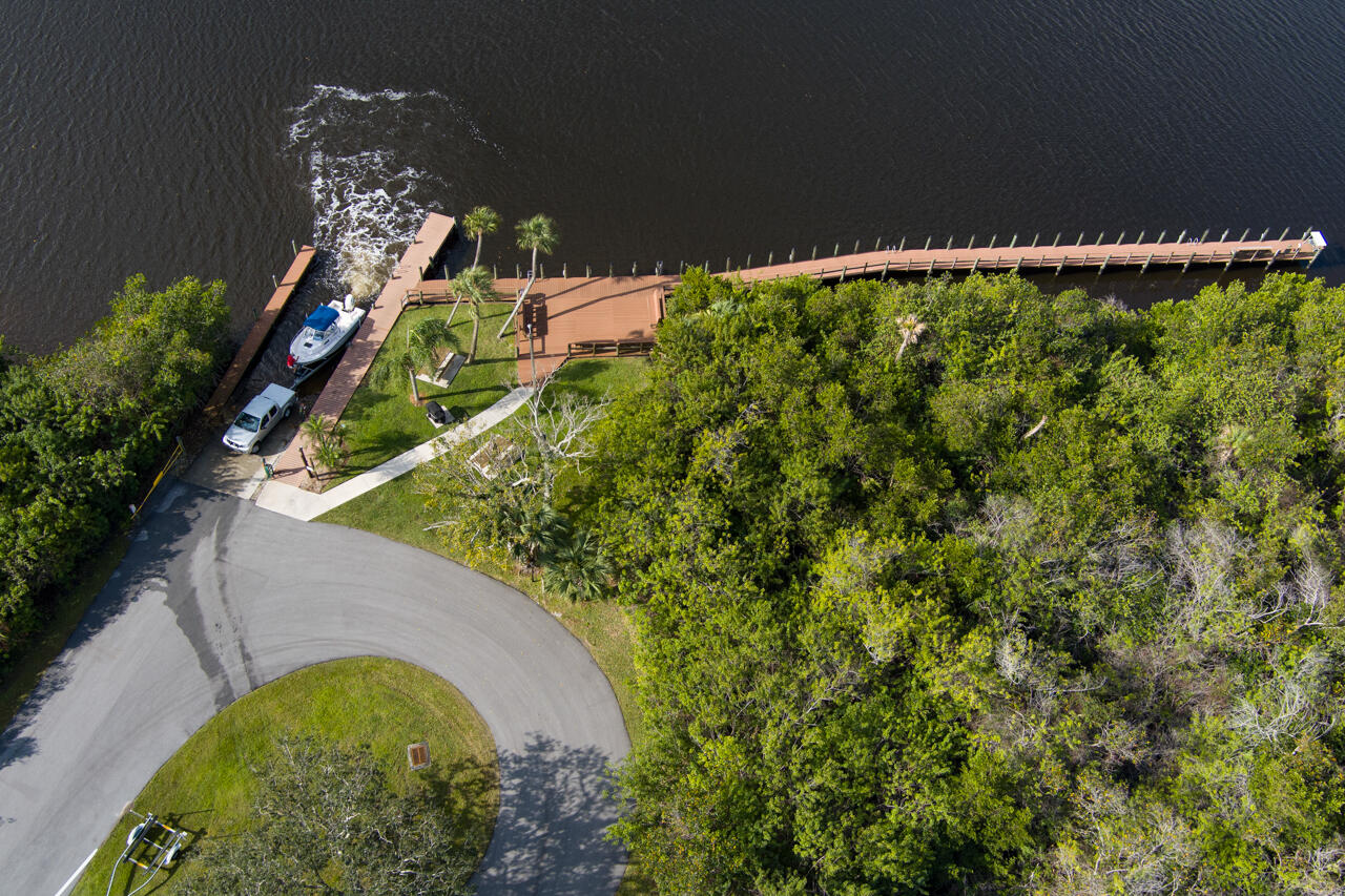911 Southwest South River Drive, Unit 206 Stuart, FL 34997 - Photo 33 of 49 untitled-40