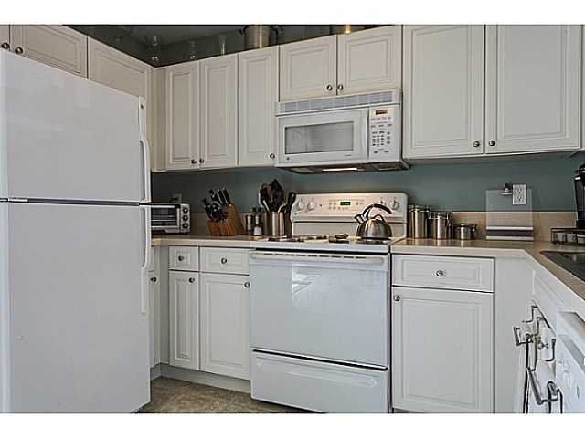 8273 Bruntsfield Road Columbus, OH 43235 - Photo 7 of 25