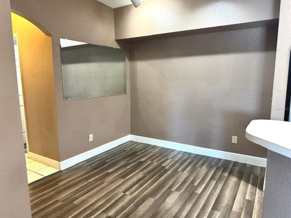 822 Camargo Way, Unit 204 Altamonte Springs, FL 32714 - Photo 12 of 32 a view of room with window and bathroom