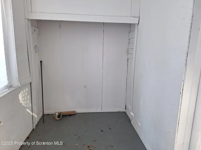 $1,100 | 734 Delaware Street, Unit 1, Forest City, PA 18421