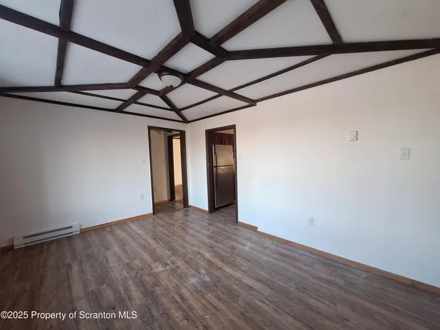 $1,100 | 734 Delaware Street, Unit 1, Forest City, PA 18421