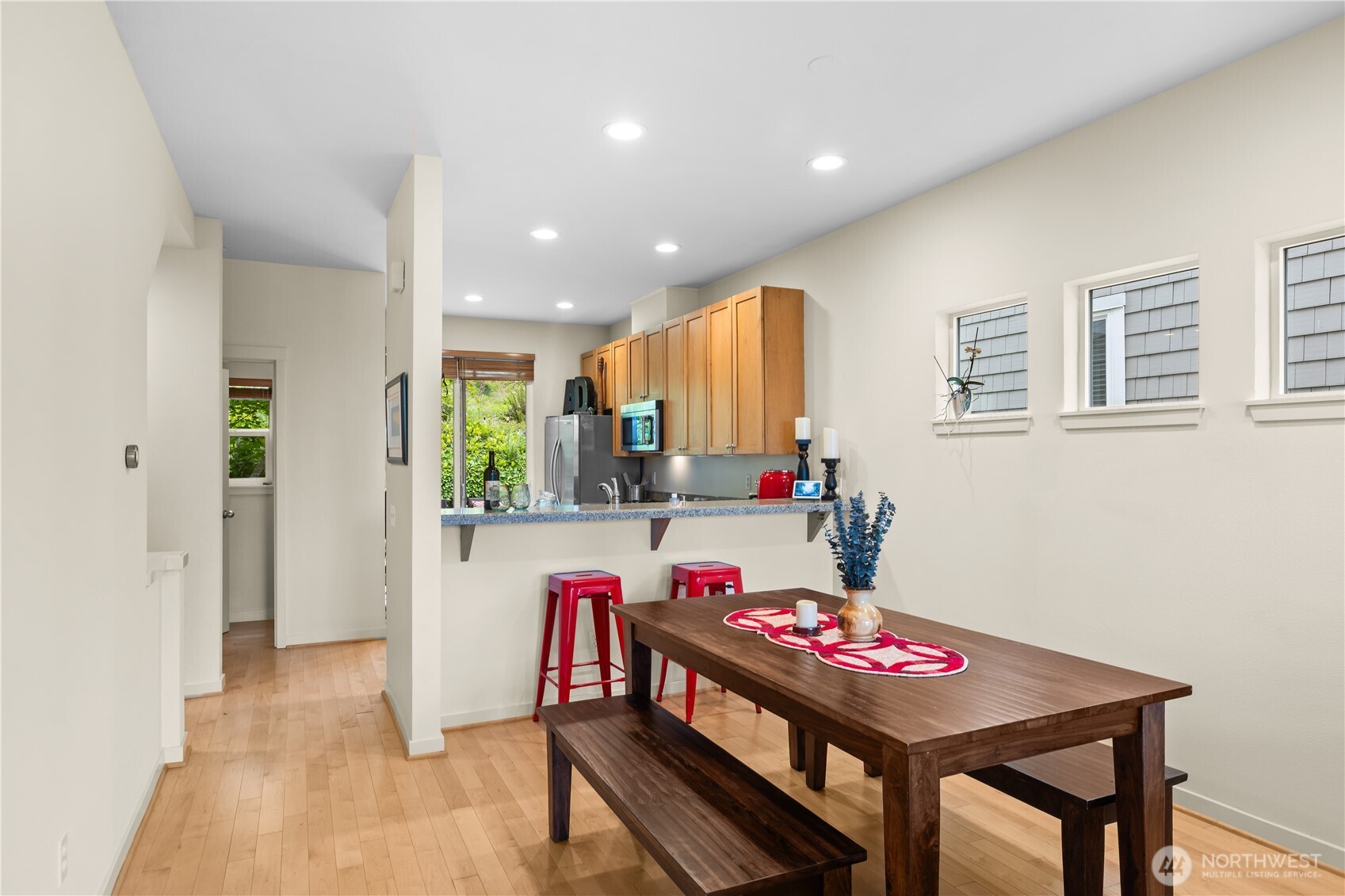 11017 Villa Rosa Lane Mukilteo, WA 98275 - Photo 13 of 37 a very nice looking dining room with a table and chairs