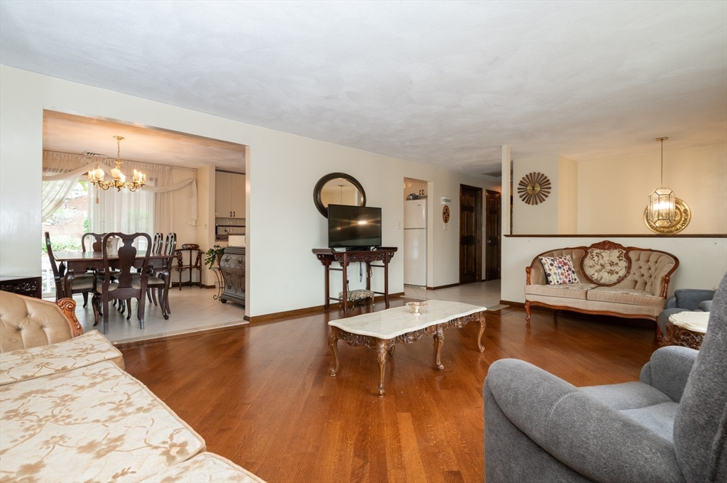 8 Patrick Circle Stoneham, MA 02180 - Photo 8 of 35