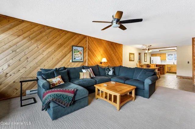 $799,000 | 586 Hagman Road, Unit 1C, Nordman, ID 83848