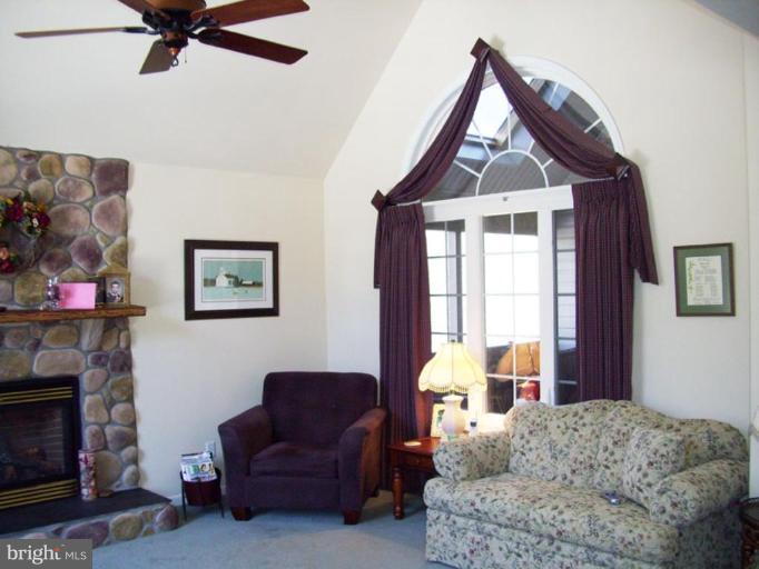 1867 Old Elk Neck Road Elkton, MD 21921 - Photo 8 of 30 Living Room #2