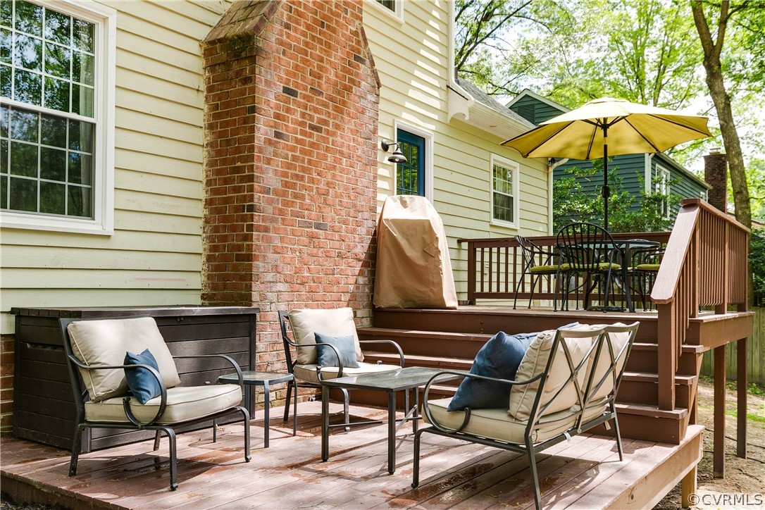2340 Pathfinder Circle Richmond, VA 23294 - Photo 21 of 23 a couple of chairs sitting in front of a house