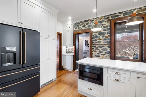 $535,000 | 213 Philadelphia Pike, Wilmington, DE 19809