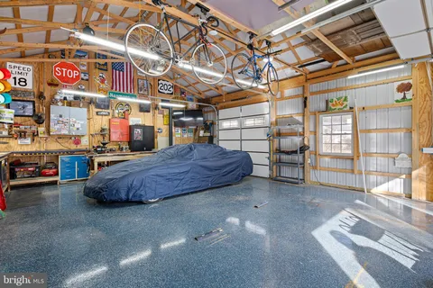 $535,000 | 213 Philadelphia Pike, Wilmington, DE 19809