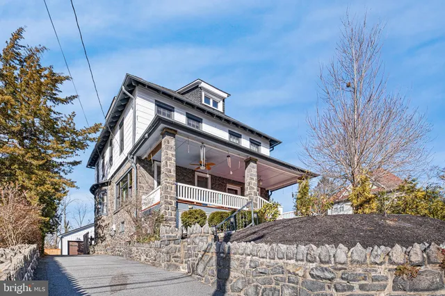 $535,000 | 213 Philadelphia Pike, Wilmington, DE 19809