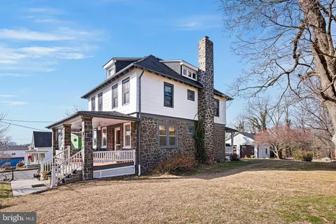 $535,000 | 213 Philadelphia Pike, Wilmington, DE 19809