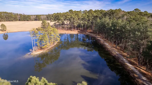 $2,100,000 | 300 Good Barn Road, Vass, NC 28394