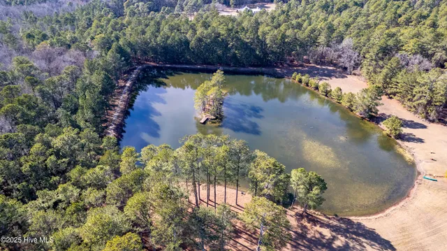 $2,100,000 | 300 Good Barn Road, Vass, NC 28394